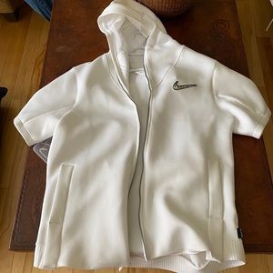 Nike Men’s Short Sleeve SweaterFull Zip